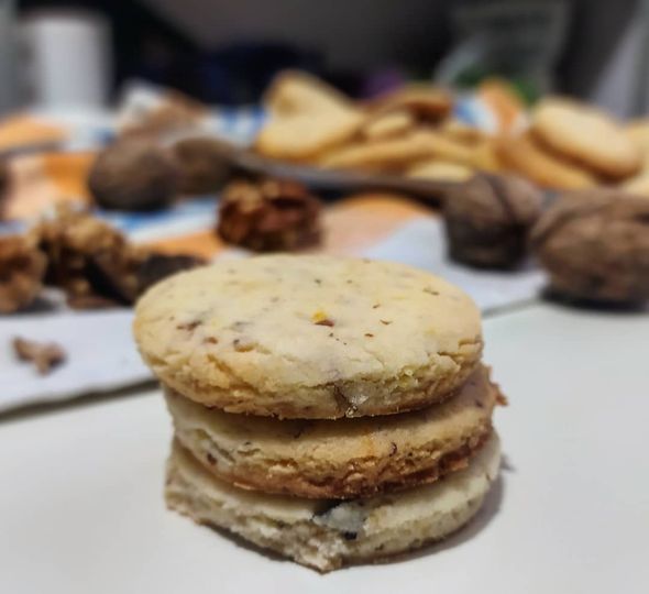 Biscotti di noci