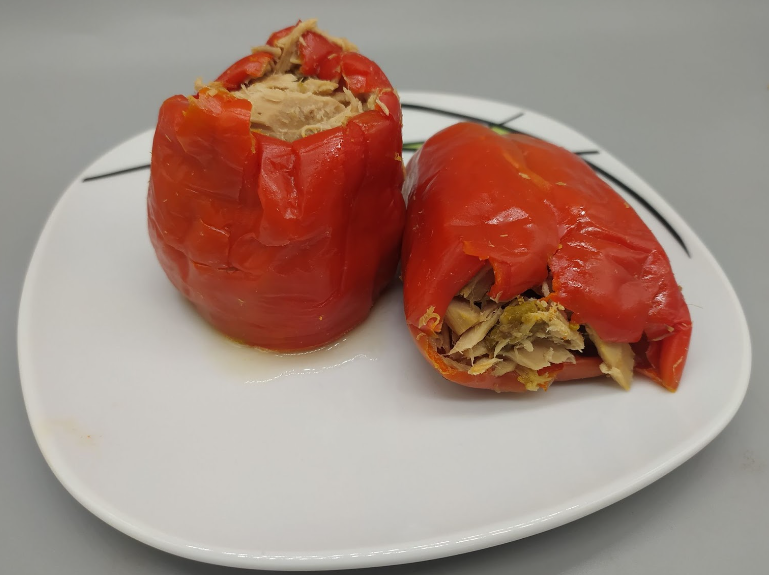 Peperoni ripieni di tonno
